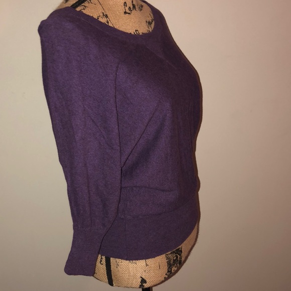 AE cold shoulder top - Picture 2 of 5